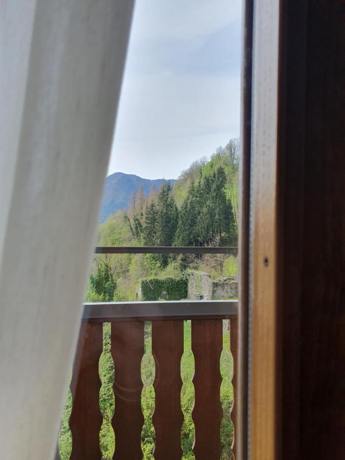 La Tana Del Tasso Rooms&Breakfast Camerata Cornello Exterior foto