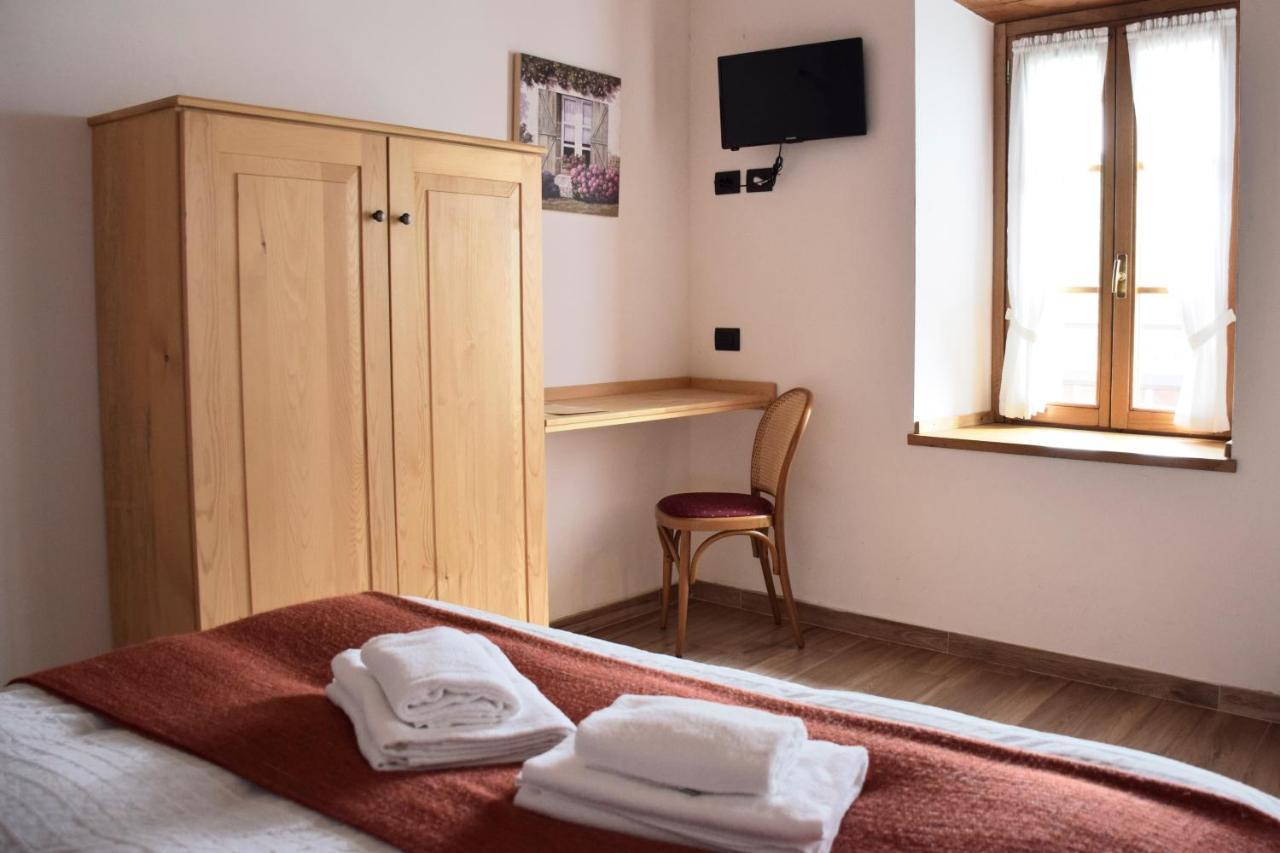 La Tana Del Tasso Rooms&Breakfast Camerata Cornello Exterior foto