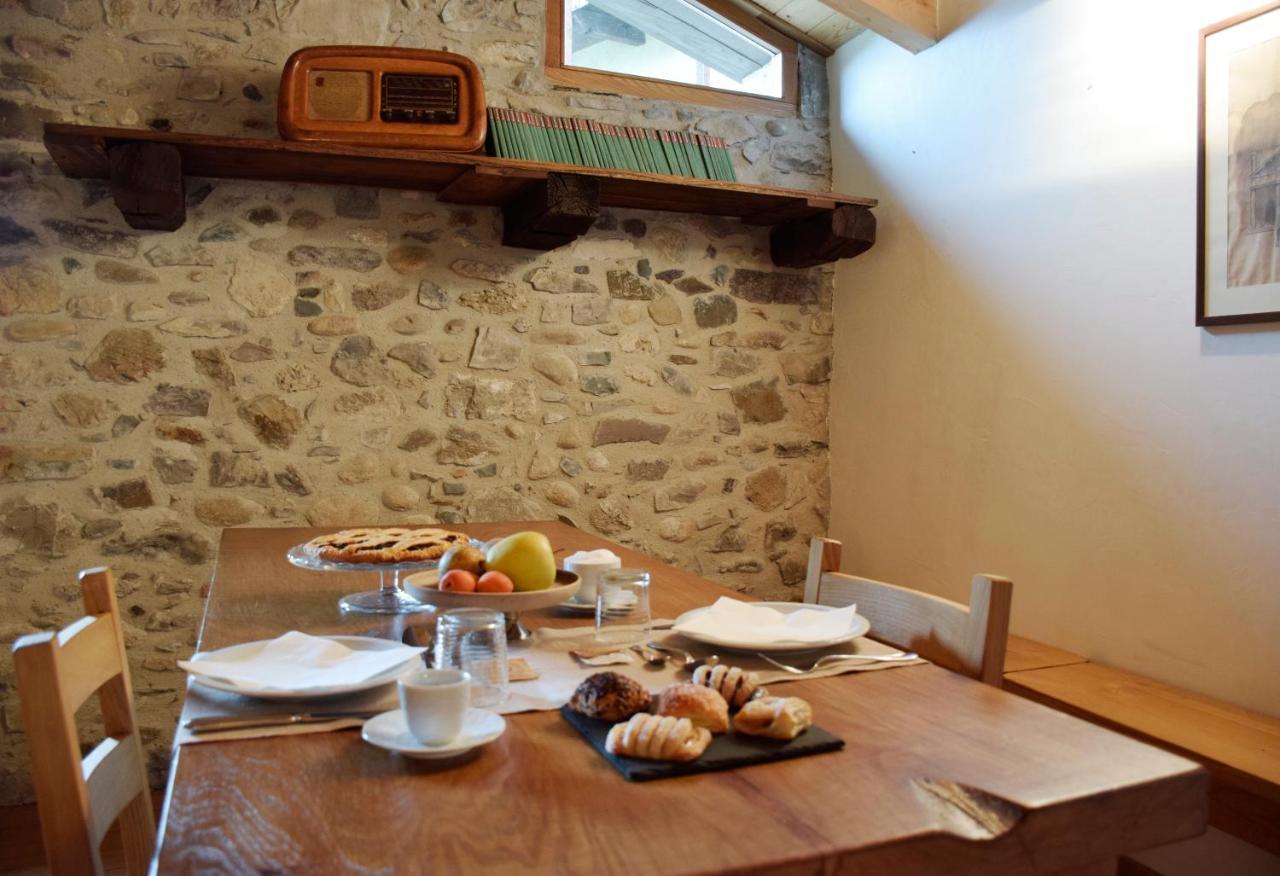 La Tana Del Tasso Rooms&Breakfast Camerata Cornello Exterior foto