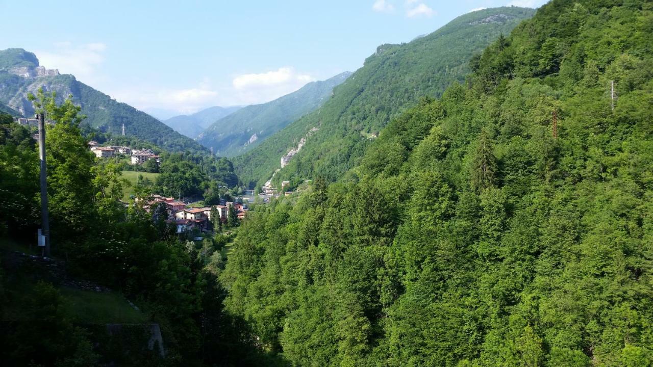 La Tana Del Tasso Rooms&Breakfast Camerata Cornello Exterior foto